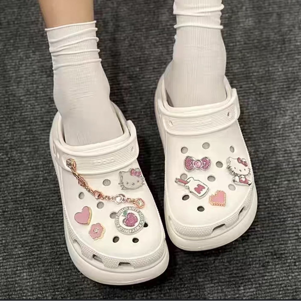 White Women's C rush Clogs with Charms